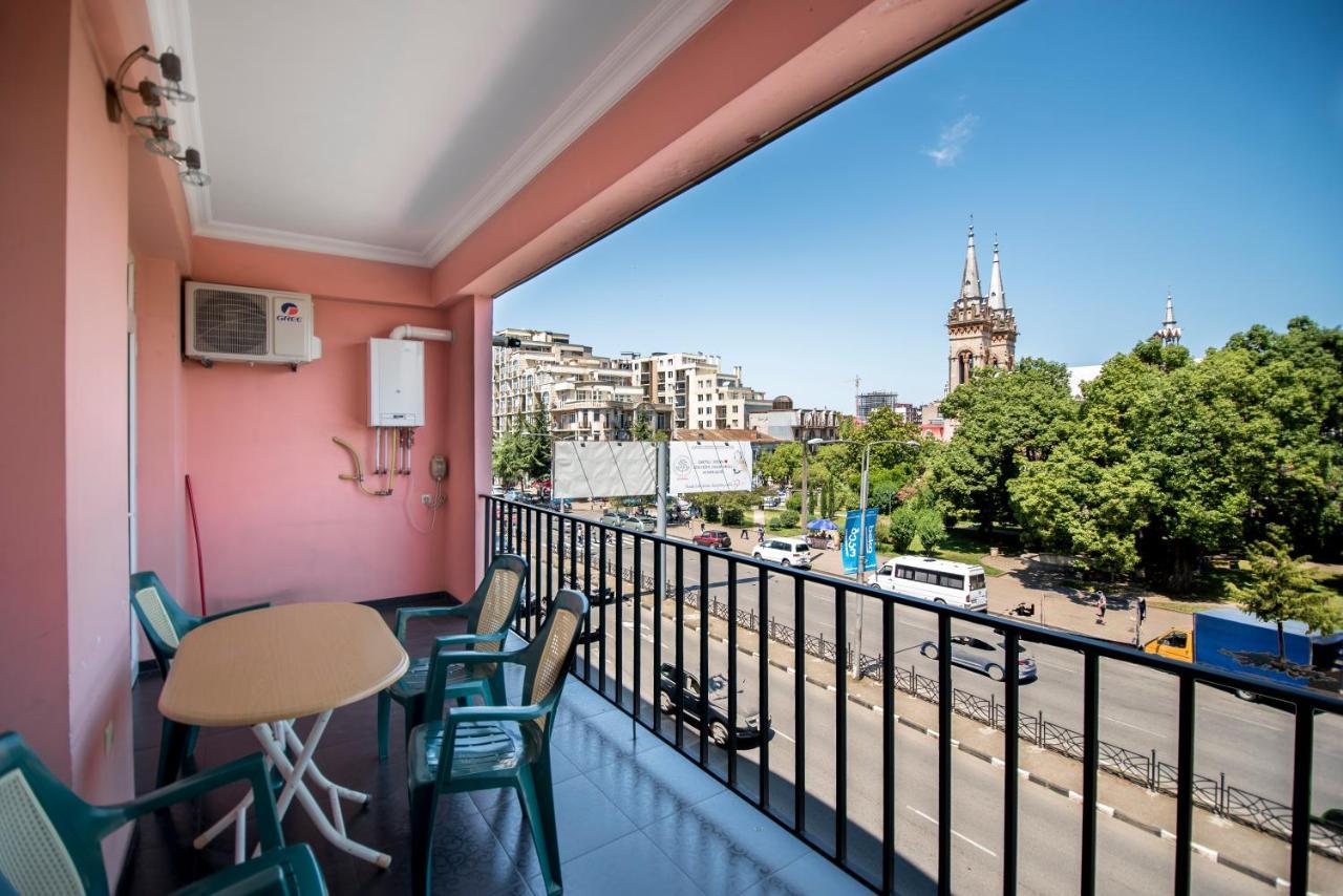 Apartment Chavchavadze Batumi Exterior photo