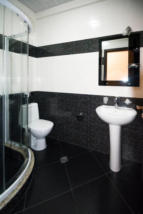 Apartment Chavchavadze Batumi Exterior photo