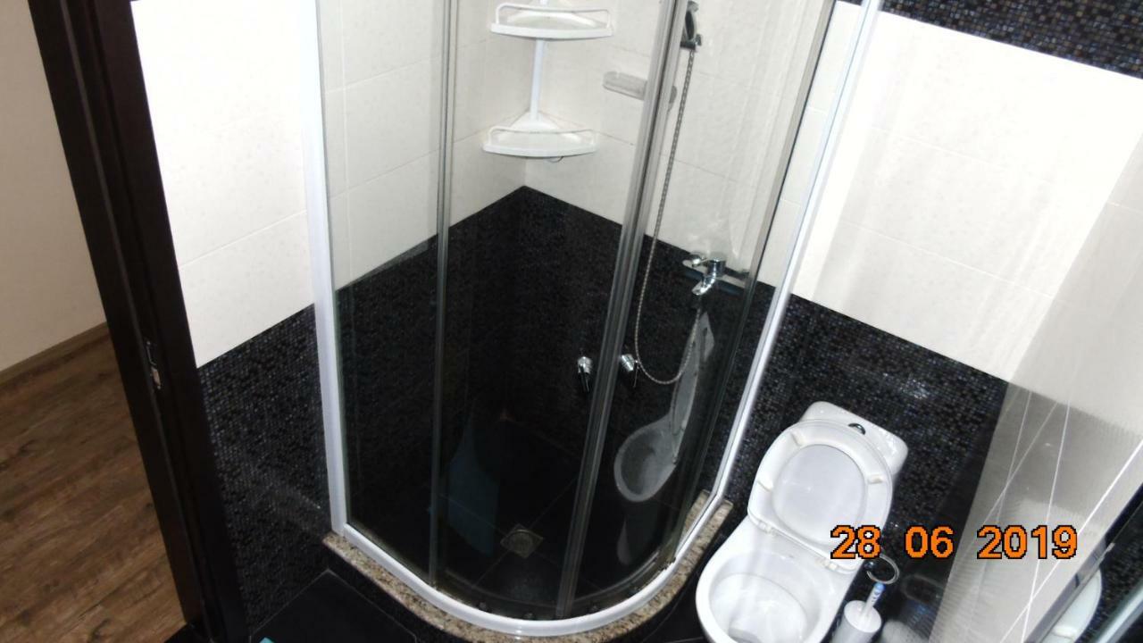 Apartment Chavchavadze Batumi Exterior photo